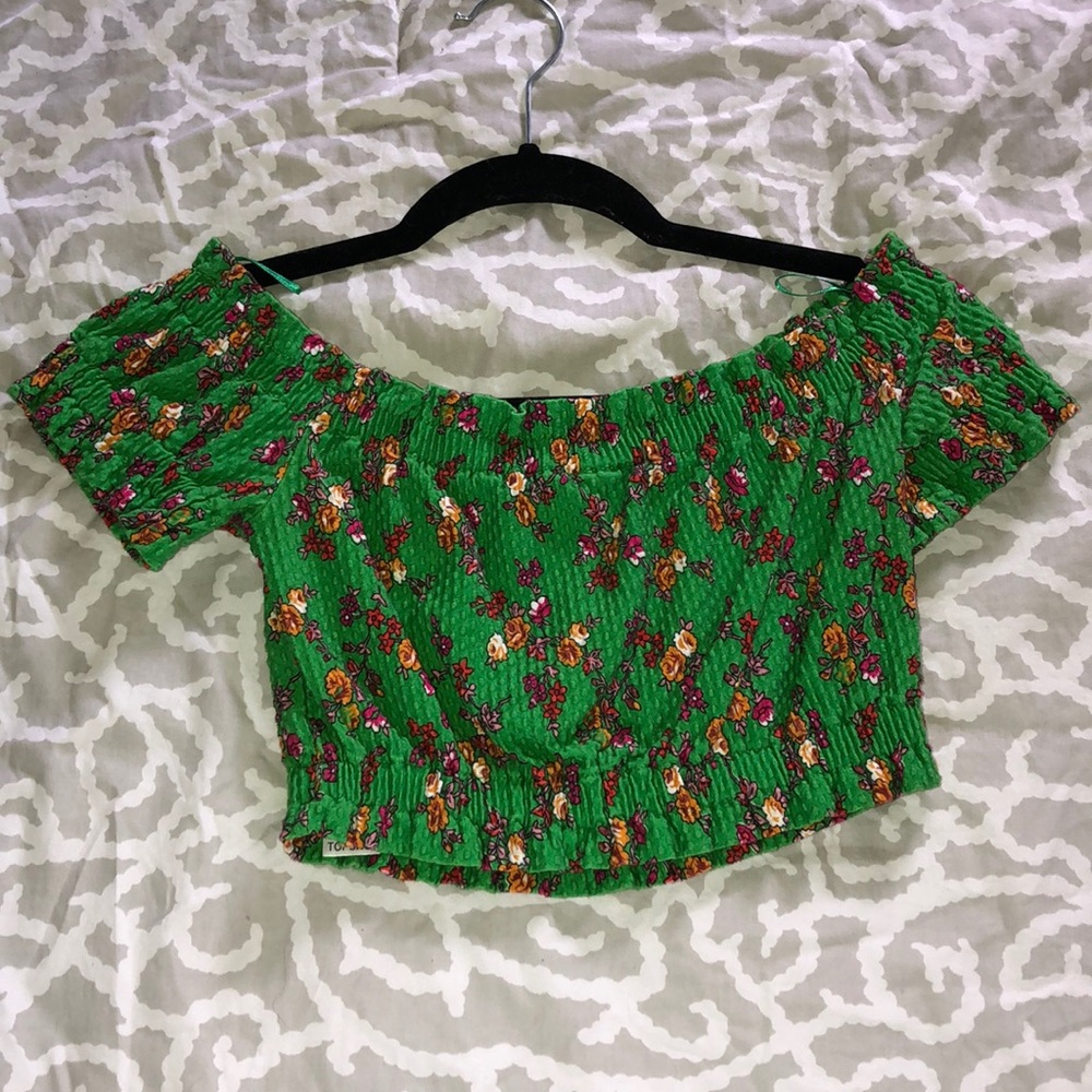 cute green crop top